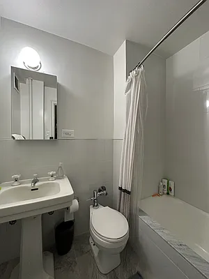 Rented by Highline Residential | media 3
