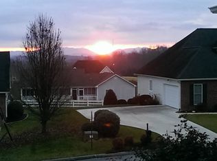 214 Ridgeview Meadows Dr, Gray, TN 37615