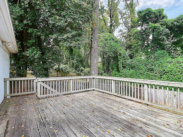 Large open Deck