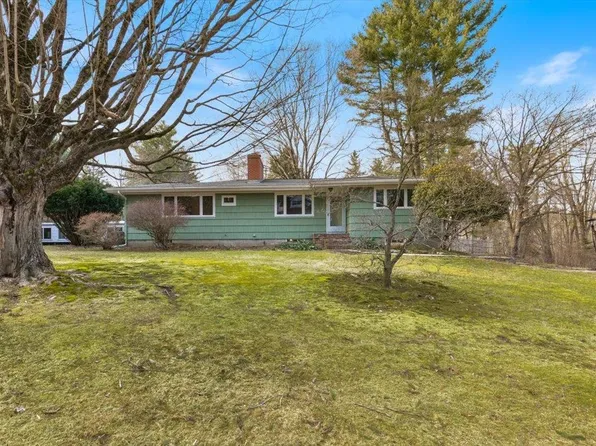 76 Hilldale Avenue, South Hampton, NH 03827