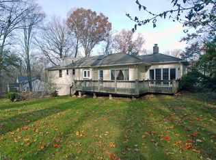 58 Harrison Dr, Berkeley Heights, NJ 07922