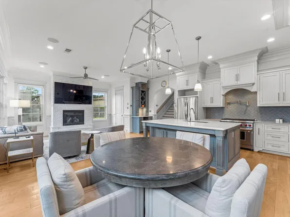 426 Marshall St, Houston, TX 77006