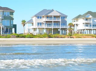 11827 Sunbather Ln, Galveston, TX 77554