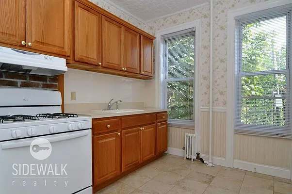 Rented by Sidewalk Realty LLC | media 19