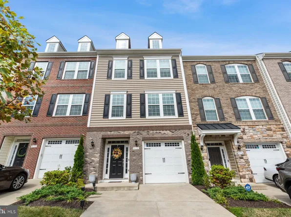 9112 Deer Meadow Ln, Upper Marlboro, MD 20772