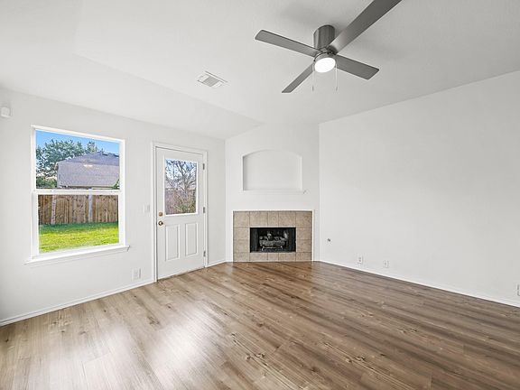 4th image of 5822 Kenwood