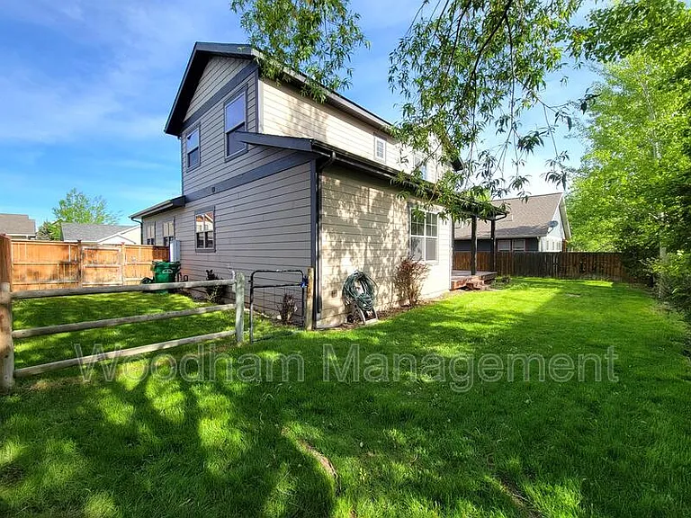 1624 Gale Ct — Photo 25