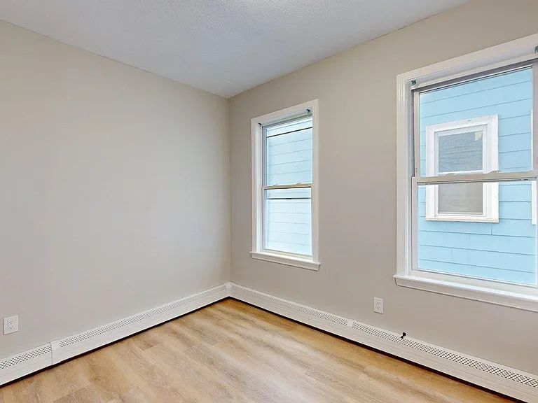 165 Hichborn St #5 — Photo 10
