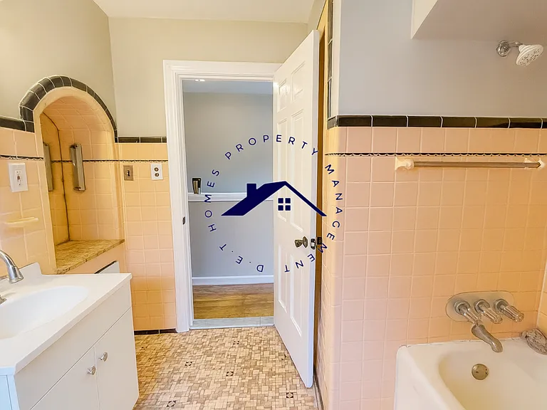 17315 Ohio St — Photo 14