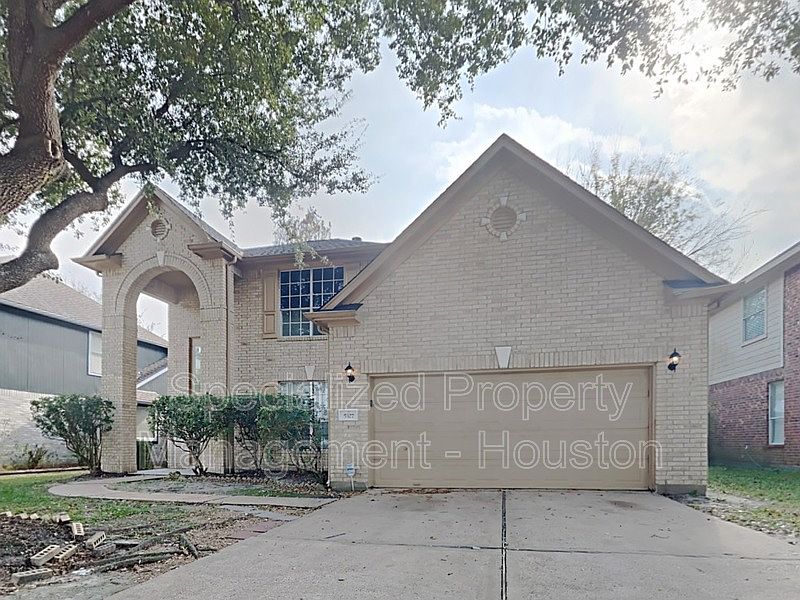 1st image of 5327 Oak Falls Dr