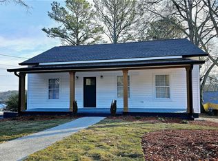 65 Mahaffey Cir, Jefferson, GA 30549