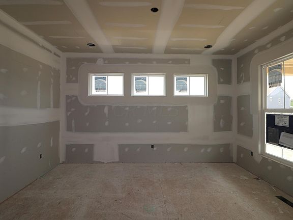 4th image of 8526 Tupelo Way