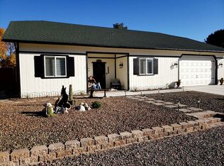 3841 E Lake Shore Dr, Rimrock, AZ 86335