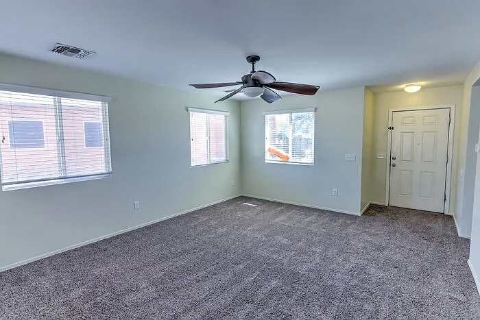 5095 E Fishhook Ct — Photo 4