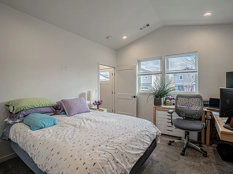 256 Rockfellow Pl — Photo 17