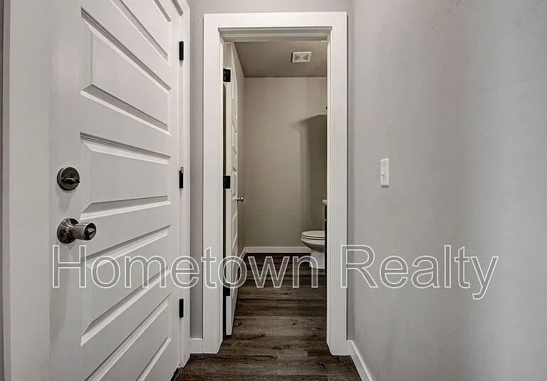 8921 NW 109th Ter — Photo 18