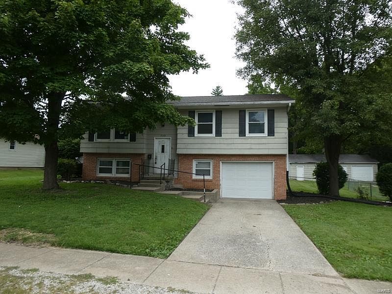 1st image of 268 W Lincoln St