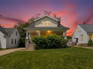 20505 Franklin Rd, Maple Heights, OH 44137