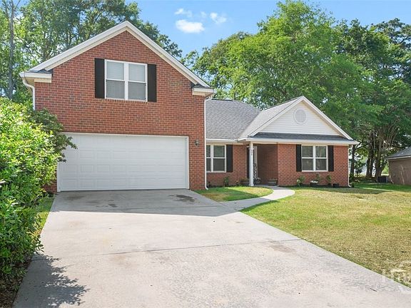 2nd image of 406 Roberts Way