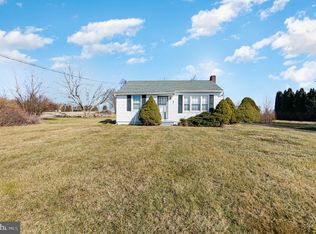 17209 Falls Rd, Upperco, MD 21155