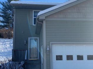 35 Fletcher Rd APT 106, Fairfax, VT 05454