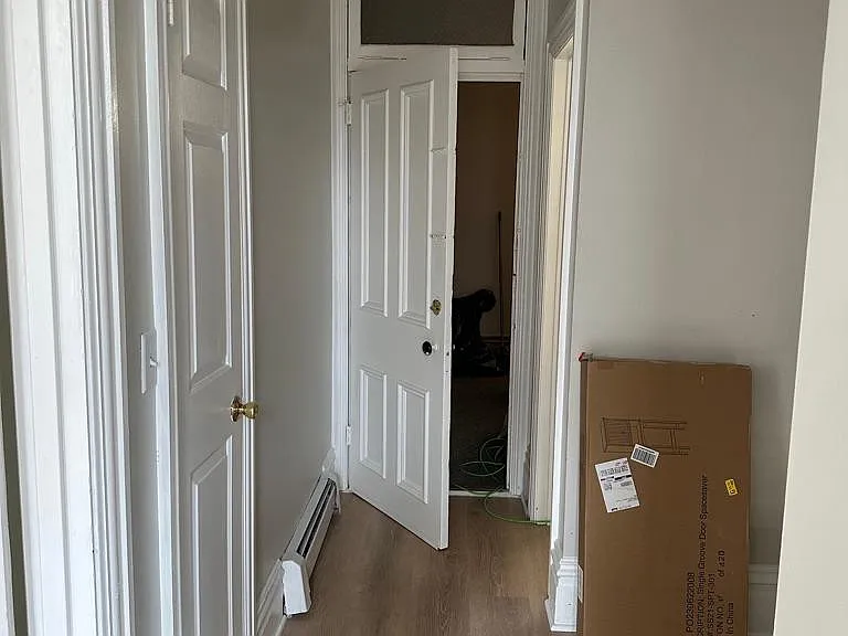 2nd floor hallway - 2nd entrance