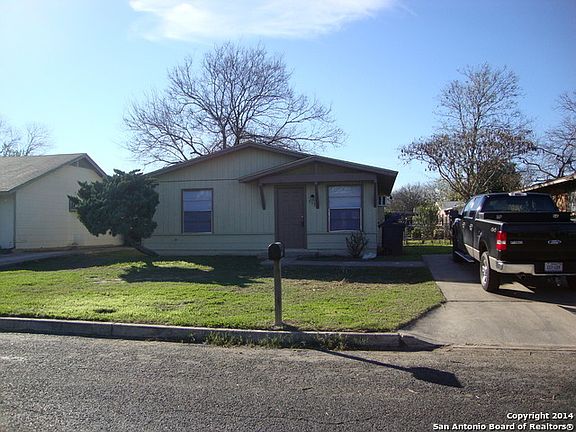 2nd image of 515 Park Field Dr