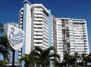 1301 Miami Gardens Dr #PENTHOUSE 3W, Miami, FL 33179