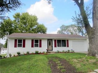 8302 Armstrong Ave, Kansas City, KS 66112