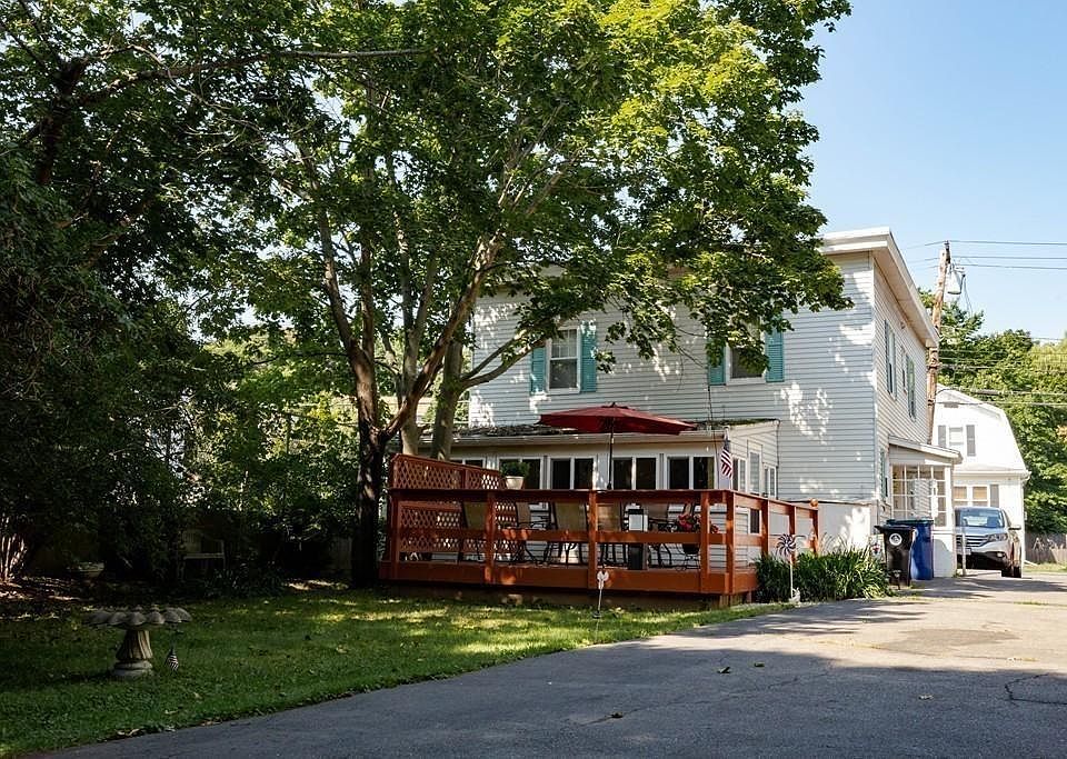 1st image of 213 Jefferson Ave