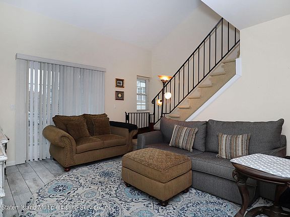 5th image of 85 Elmwood Park Dr APT 67