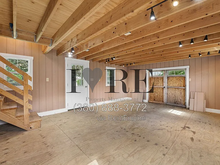 10 Buckeye Blvd — Photo 52