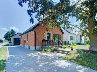 355 Blucher Blvd, Kitchener, ON N2H5W1