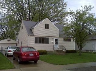 6426 Grosse Dr, Brookpark, OH 44142