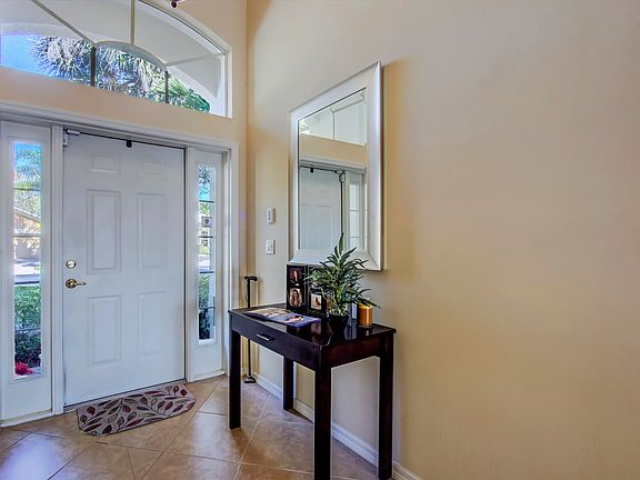 3rd image of 9959 Colonial Walk North
