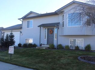 1042 W Heron Ave, Hayden Lake, ID 83835