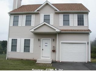 100 Church Hill Chase, Meriden, CT 06450