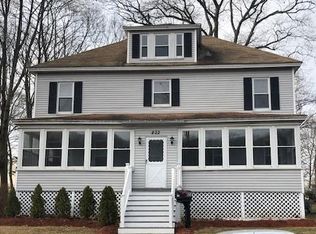 833 Lawrence St, Lowell, MA 01852