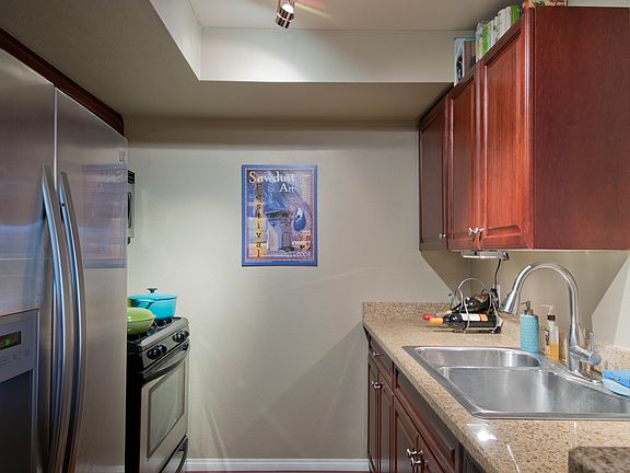 5th image of 21550 Burbank Blvd APT 221