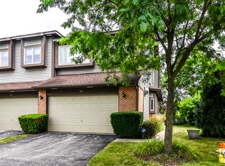 1035 Arbor Ct, Mount Prospect, IL