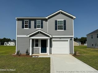 586 Walters Run Dr, Raeford, NC 28376