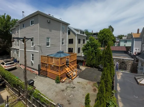 23 Quincy St, Somerville, MA 02143