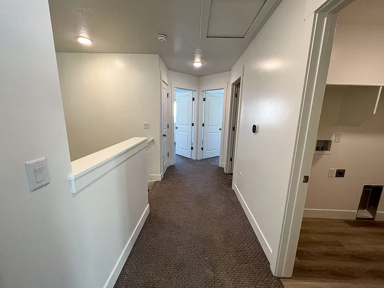 904 N 1150 E — Photo 10