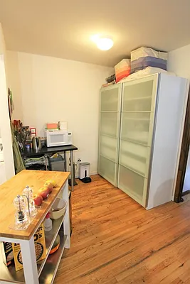 Rented by JK Dansar Corp | media 14