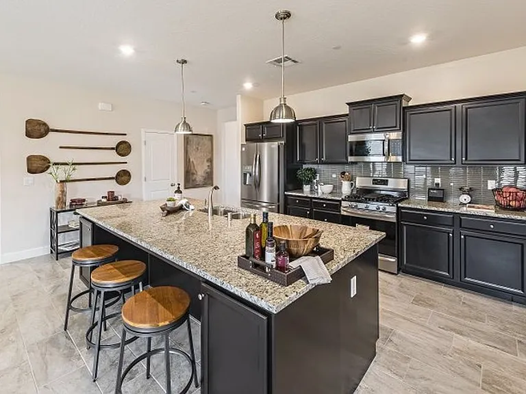 5453 W Floradora Ave — Photo 3
