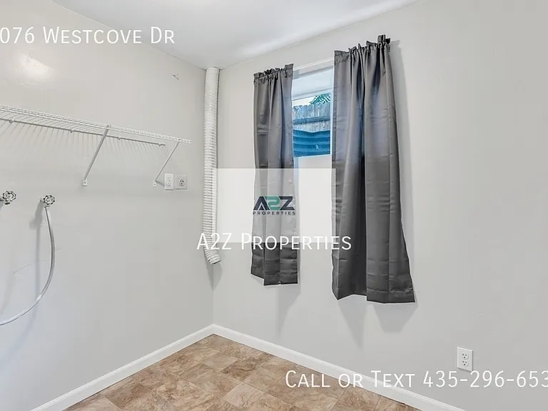 3076 Westcove Dr — Photo 11