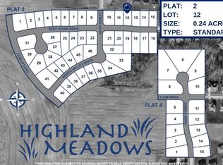 12 Highland Oaks Dr, Johnston, IA 50131