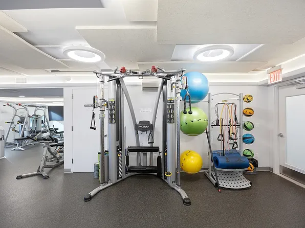 10 East End Avenue image 11 of 13