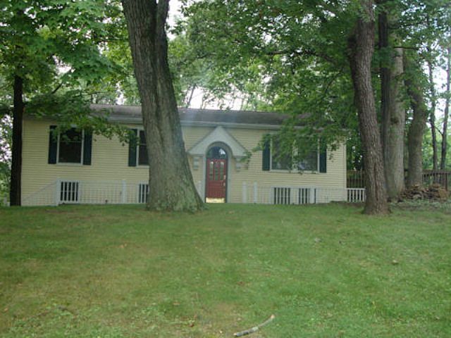 1st image of 32 Tecumseh Dr