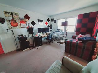 16 Plymouth Rd, Stamford, CT 06906